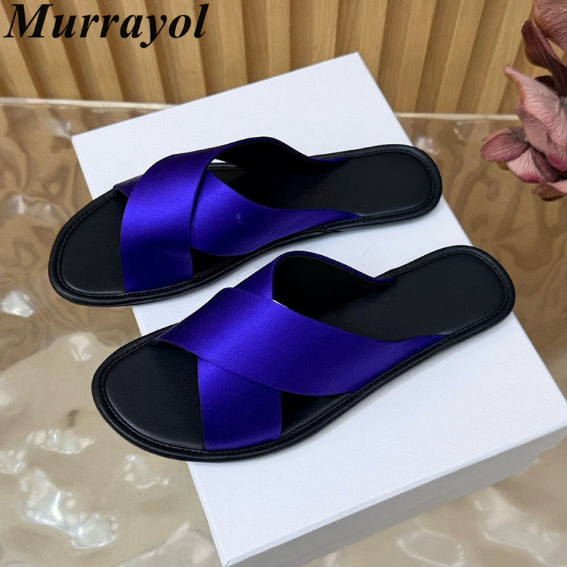 Slippers Flat Bottom Slippers  - Crossfit Outdoor ulasan dan harga